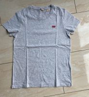 Levis T-Shirt Grau, Größe S (116-128) Niedersachsen - Peine Vorschau