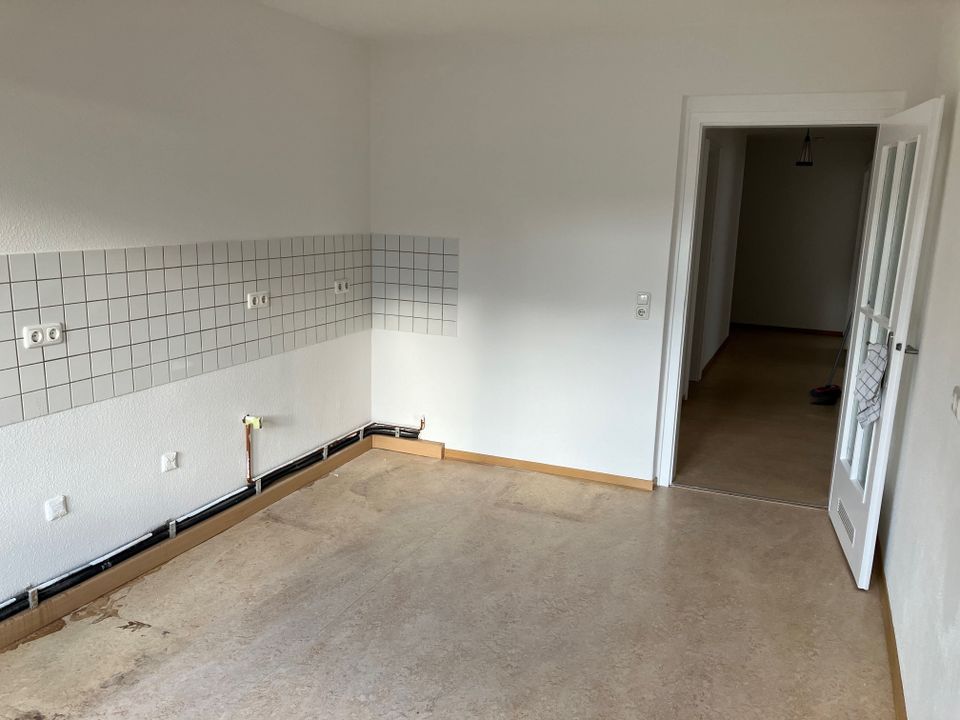 Sonnige 4 Zimmer Wohnung in der Sanderau in Würzburg