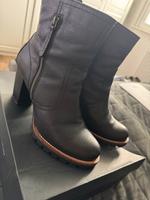 Tommy Hilfiger Leder Boots Isabella schwarz Damen Gr: 40 ❣️ Nordrhein-Westfalen - Hagen Vorschau