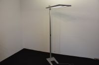 Büromöbel Stehlampe / Deckenfluter, silber/grau Art.Nr. N253 Nordrhein-Westfalen - Zülpich Vorschau