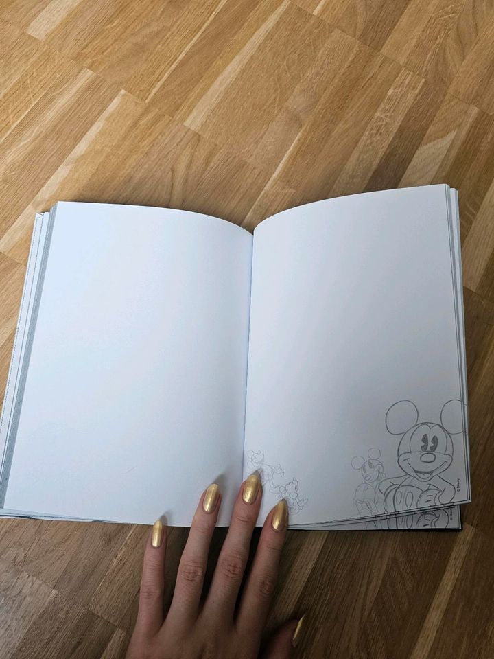 Disney Mickey Mouse Notizbuch Disneyland in Berlin