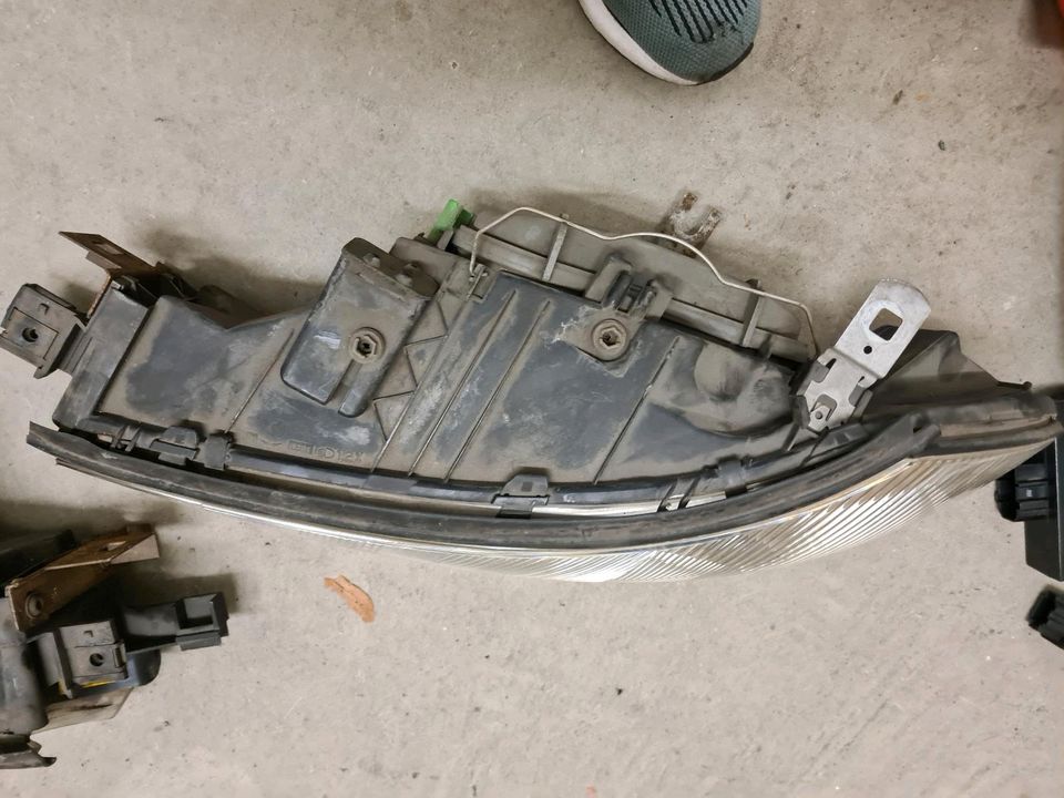 Scheinwerfer rechts links für Ford KA MK1 RBT Halogen H1 H7 in Potsdam