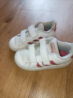 Adidas Mädchen Gr. 26 Glitzer Klett Kinderschuhe Hessen - Fritzlar Vorschau