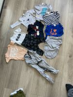 H & M Paket Baby Kleidung Pullover Batman Body Schlafanzug Niedersachsen - Stuhr Vorschau