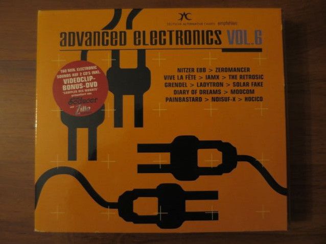 CDs: 3 Sampler Electric Eighties & Advanced Electronics, je in Berlin