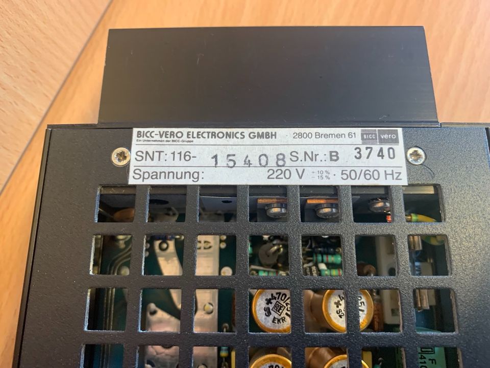 19 Zoll VERO Netzteil PK30 2 x 5 bis 15 V - Amateurfunk in München