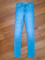 Hollister Jeans super skinny high rise Gr. 25/33 hellblau Nordrhein-Westfalen - Solingen Vorschau