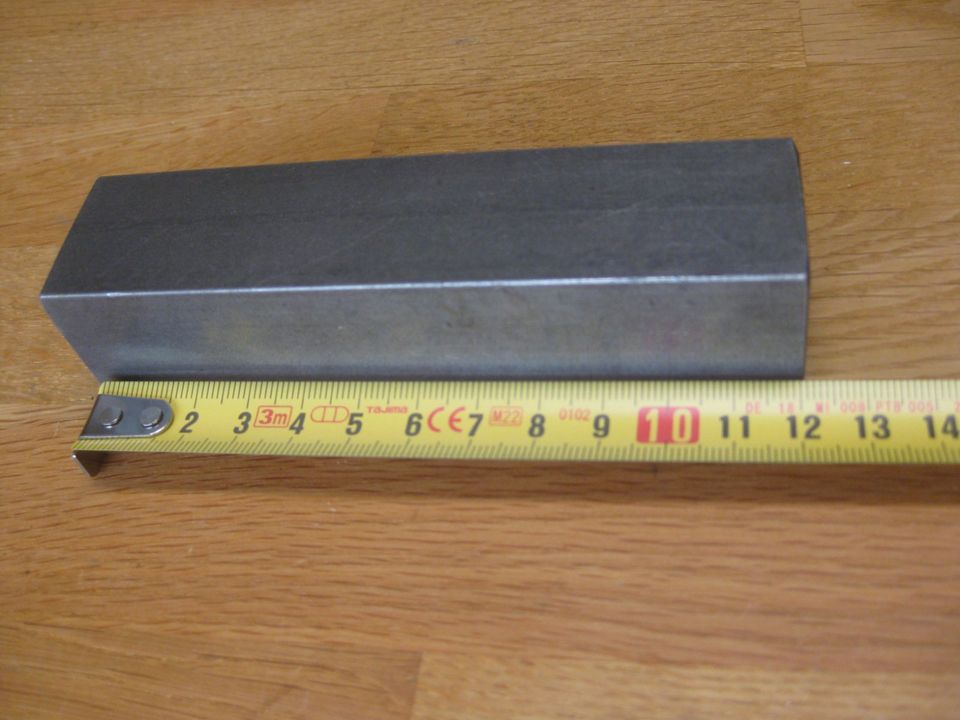 Vierkant Stahl S235JRC+C  30x30mm L=120mm in Spelle
