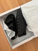 Schwarze Birkenstock-Sandalen mit Plateau in Gr. 38 Stuttgart - Stuttgart-Mitte Vorschau