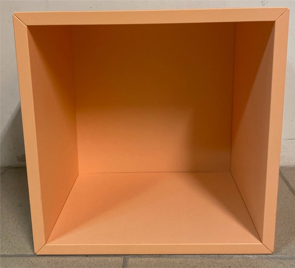 IKEA Eket Würfel Regal orange in Lensahn