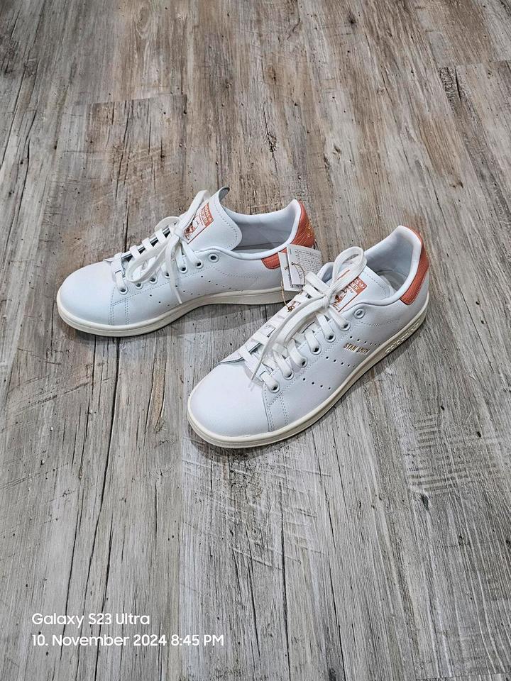 adidas Stan Smith W Sneaker gr. 41 1/3 NEU FESTPREIS Np. 109,95 € in Ostrhauderfehn