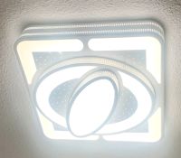 1x LED Lampe mit Fernsteuerung München - Milbertshofen - Am Hart Vorschau