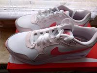 Neue Nike Air Max Schuhe gr. 40 Sachsen-Anhalt - Schwanebeck Vorschau