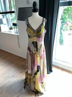 S.OLIVER Maxikleid 100% Seide Gr. 40 wie NEU mehrfarbig Empire Hessen - Bad Nauheim Vorschau