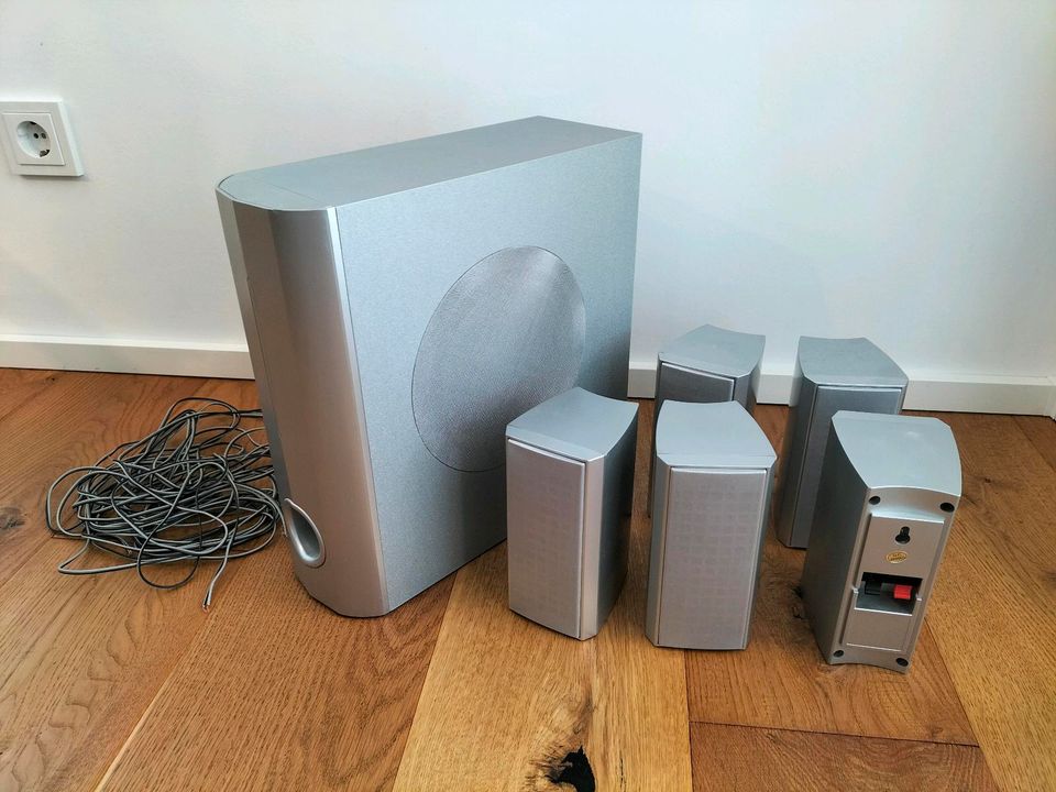 Lautsprecher  und Subwoofer in Nagold