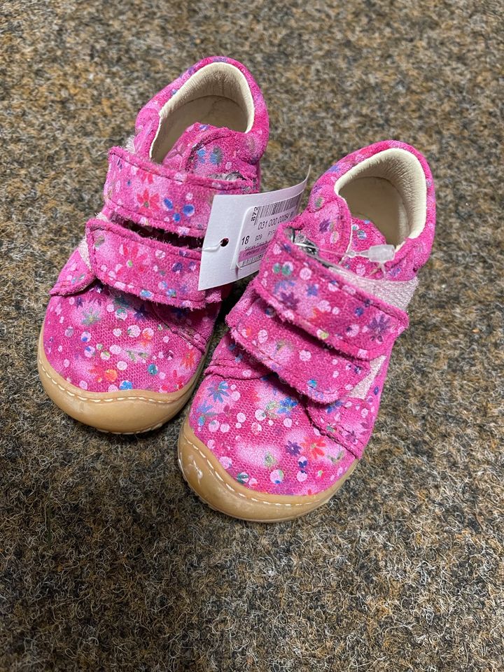 Kinder Schuhe Größe 18 Laufschuhe Babys neu in Aurich