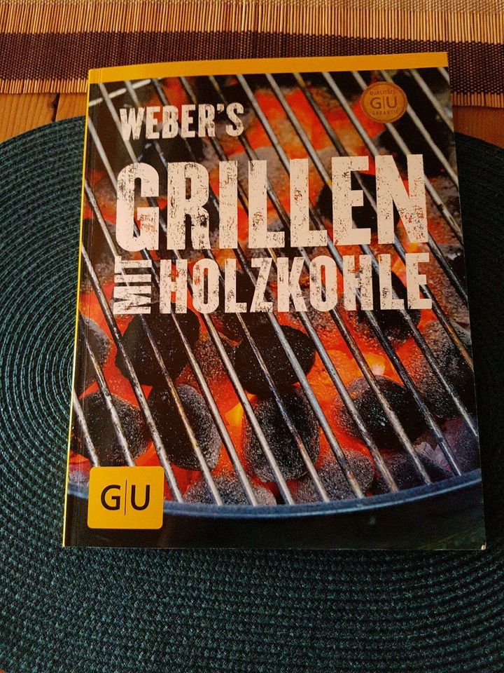 Weber's Grillen mit Holzkohle Buch in Leverkusen