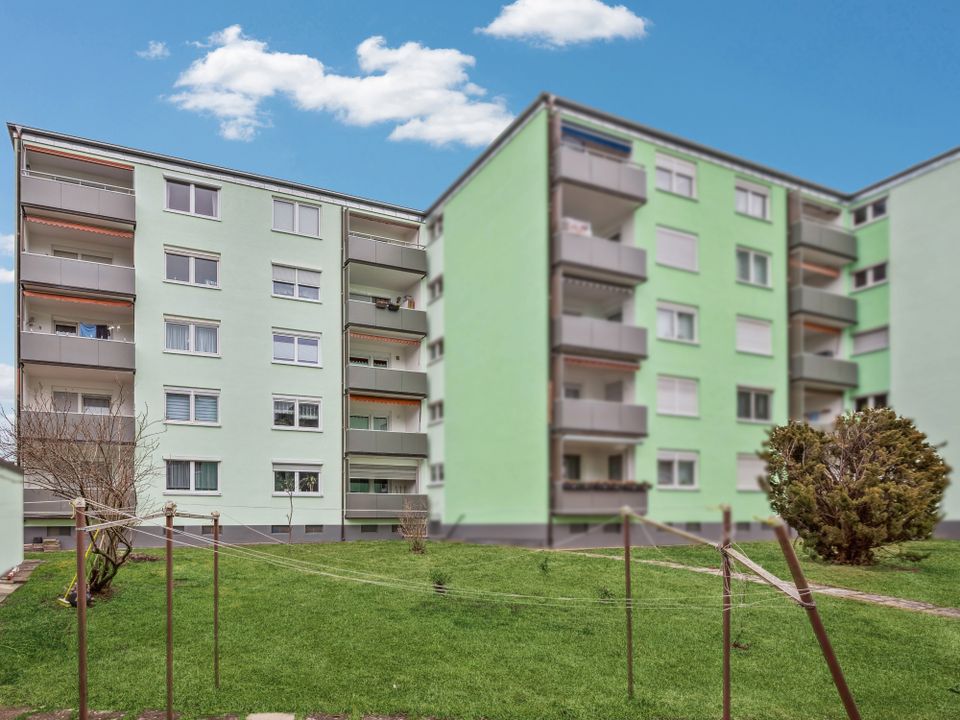 Sehr gepflegte 3-Zimmer-Wohnung mit Tiefgaragenstellplatz in toller Lage von Nürnberg-Wetzendorf in Nürnberg (Mittelfr)