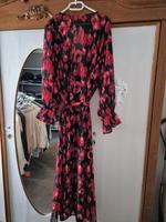 Kleid Neu von Only Hessen - Edermünde Vorschau