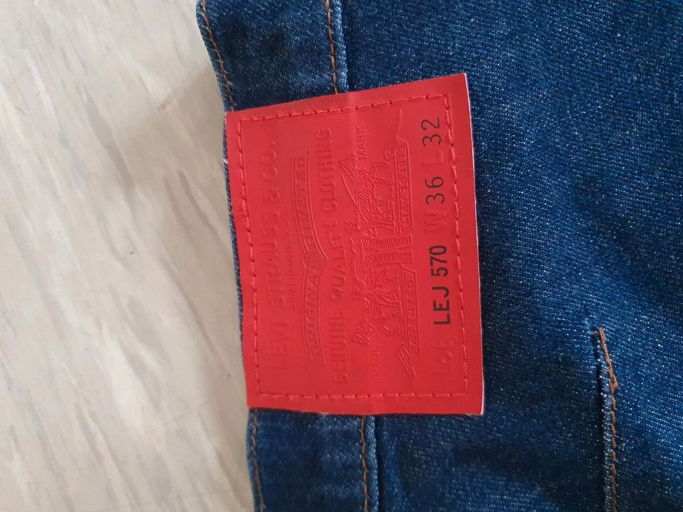 Levis Baggy Jeans XL in Holzminden