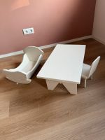 Puppenset Puppenbett und Tisch mit Stuhl Niedersachsen - Scheeßel Vorschau