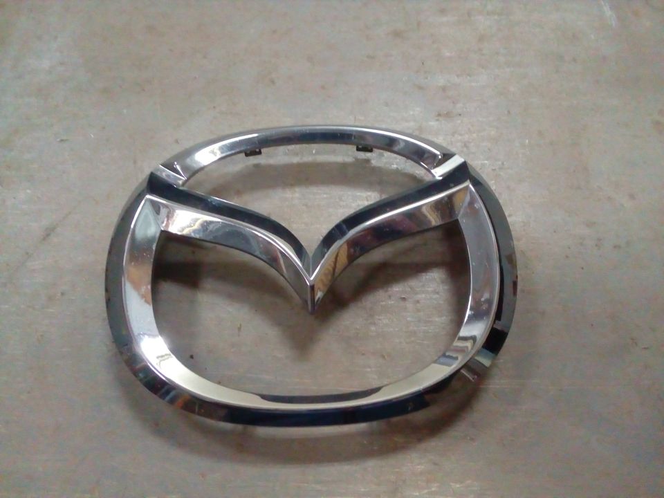 Emblem (Mazda CX7) in Bördeland