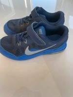 Nike Schuhe in Größe 33 Mecklenburg-Vorpommern - Stralsund Vorschau