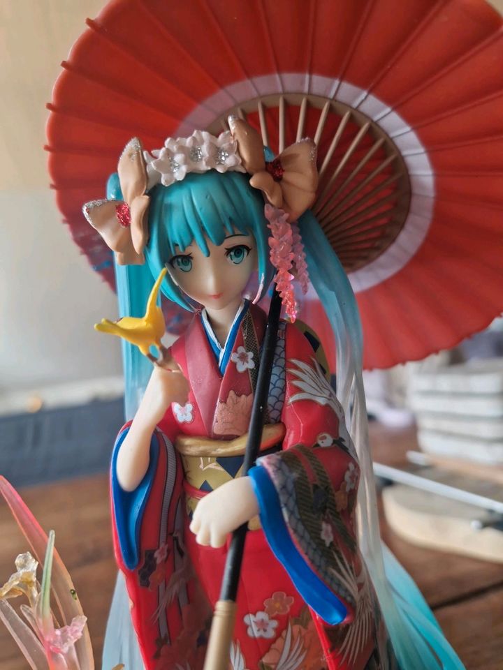 Kleine Manga Figur in Hildesheim