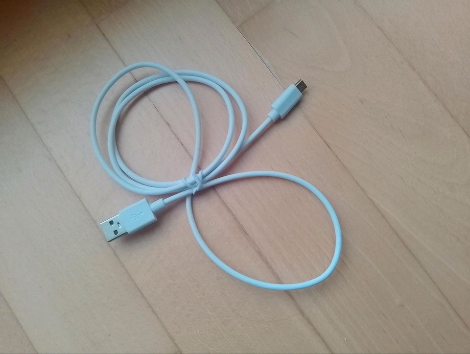 Apple USB Kabel für Computer Handy Smartphone in Hamburg