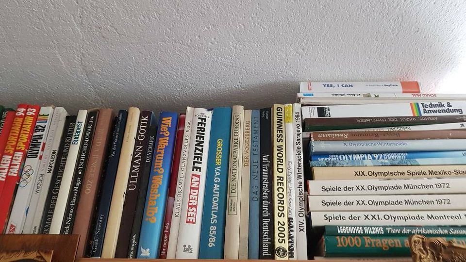 Bücher aller Bereiche pro Buch nur 1,-€/ ca. 5000 Bücher am Lager in Frohburg