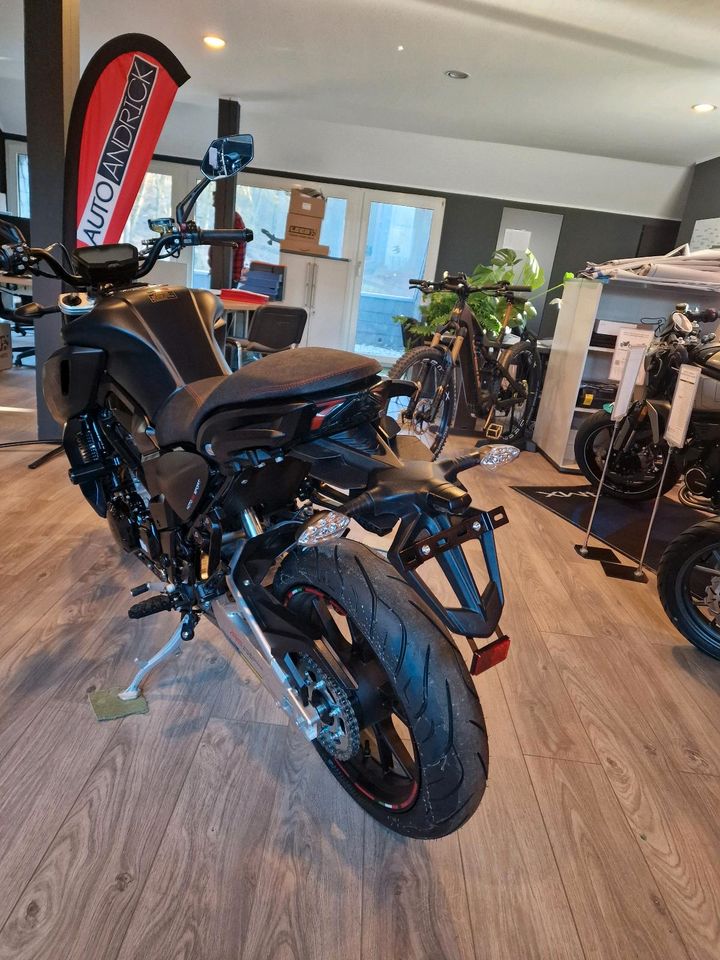 MOTOBI DL 400 NAKED ABS MODELL 2024 SOFORT NEU ANGEBOT in Wermelskirchen