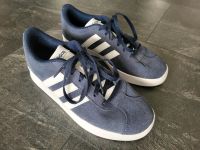 Adidas Sneaker Sportschuhe Gr. 37 UK 4½ Niedersachsen - Bardowick Vorschau