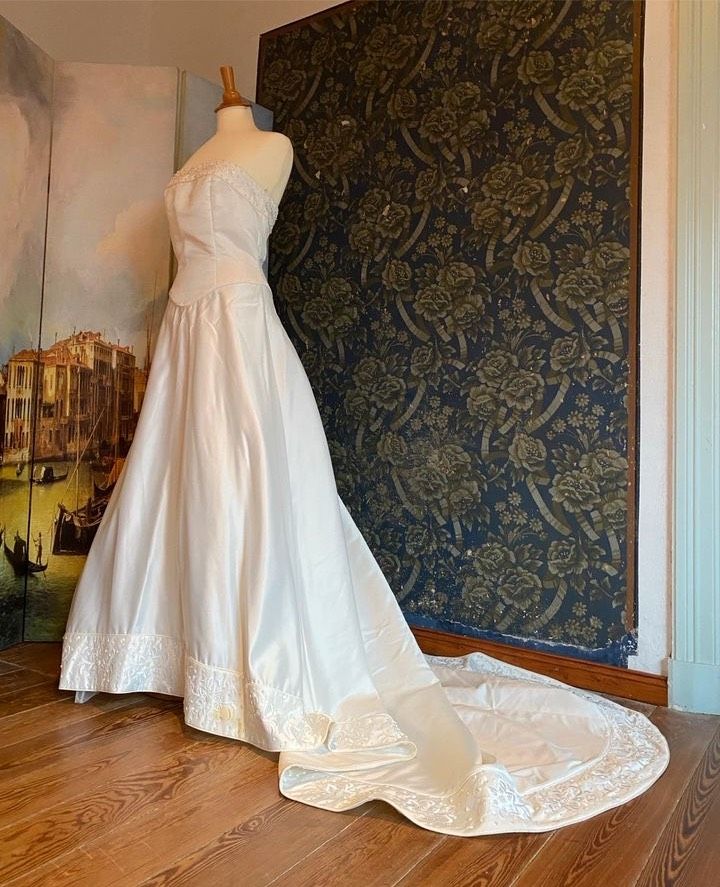 *+* Brautkleider *+* Boho Seide Sposa in Taarstedt