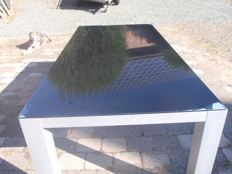 Gartentisch Outdoor Alu groß mit Glasplatte 2,00 x 1,00 x 0 ,75 in Bad Arolsen