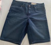 Kurze dunkelblaue Jeanshose Bayern - Roth Vorschau