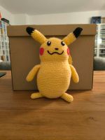 Pikachu Plüsch selbst gestickt Frankfurt am Main - Rödelheim Vorschau