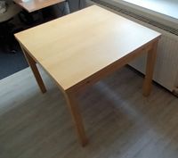 Tisch 90 x 90 cm, ausziehbar auf 169 cm, helles Birkenholz (?) Hannover - Bothfeld-Vahrenheide Vorschau