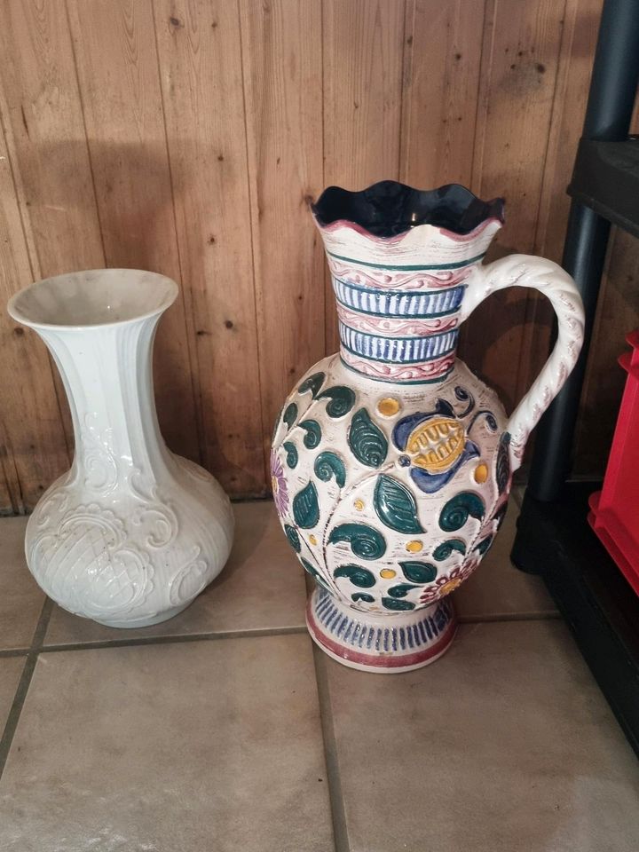 Alte Vasen in Moers