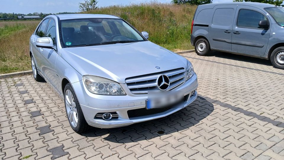 Mercedes C- Klasse W204 in Wettin-Löbejün