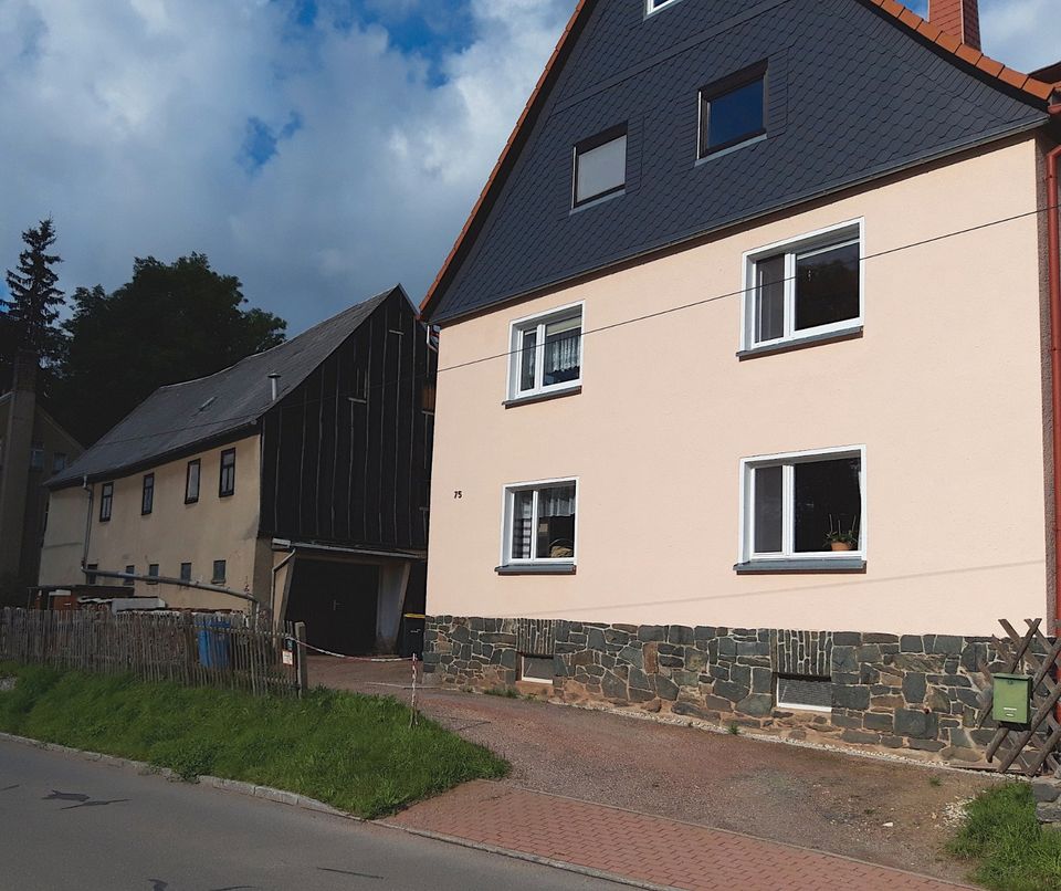 Haus mit großem Grundstück in Oelsnitz/Erzgeb.