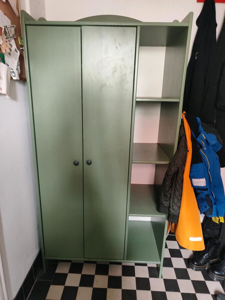 Ikea Schrank in Berlin