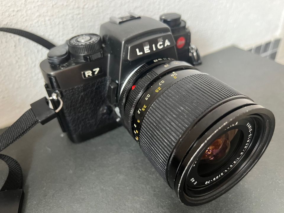 Leica R7 + Vario-Elmar-R 28-70mm Vintage SLR Leitz Wetzlar in Wackernheim