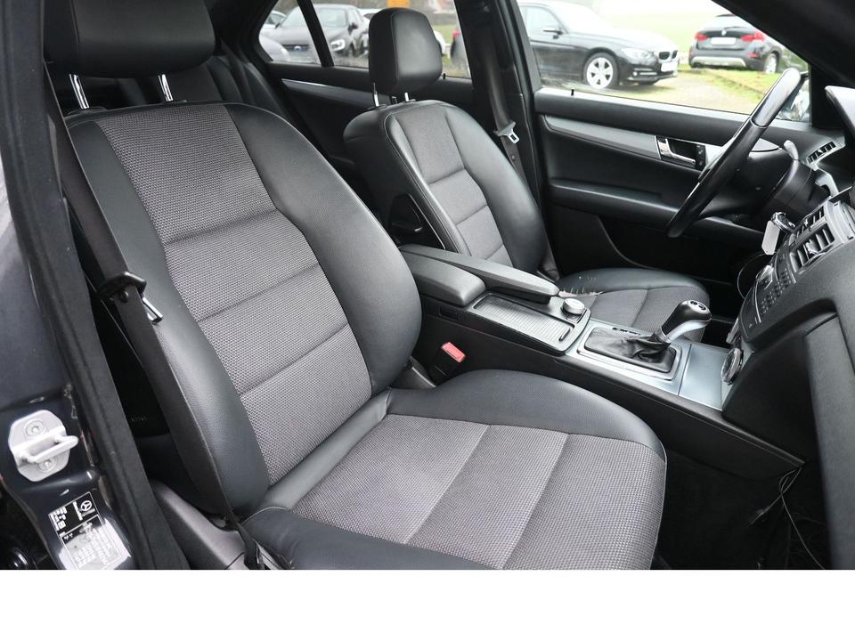 Mercedes-Benz C 350 CDI BE *Avantgarde* 7G-Aut AMG NAVI Leder in Seevetal
