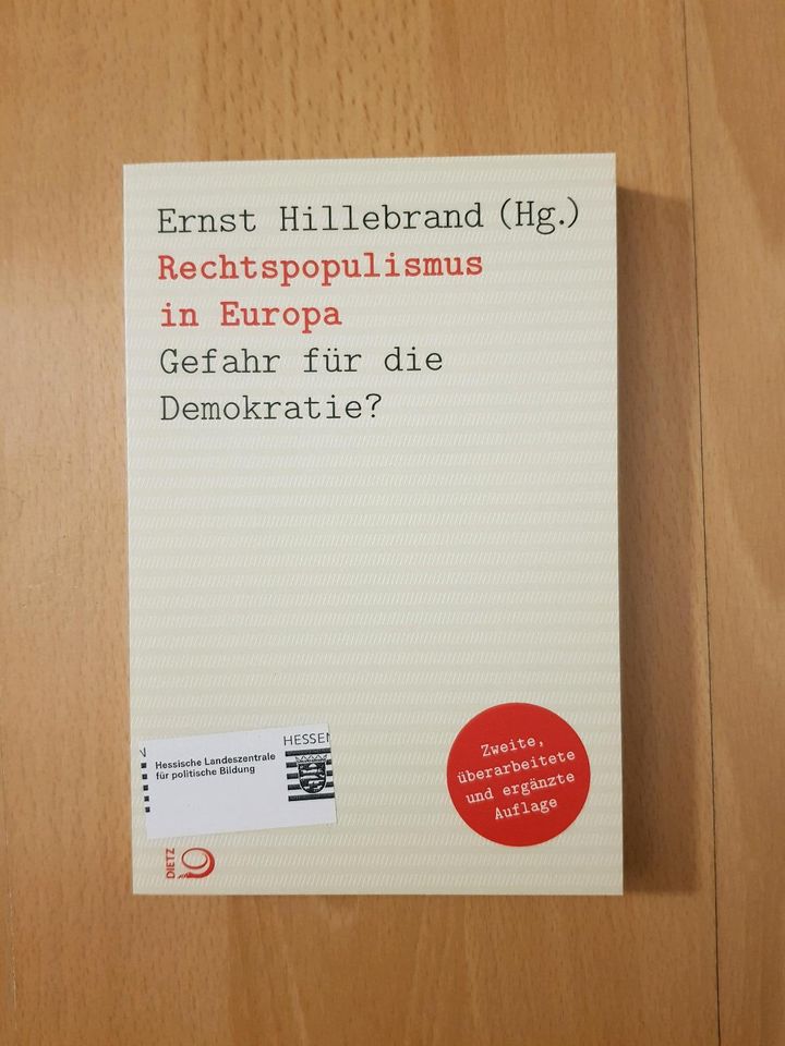 Ernst Hillebrand Rechtspopulismus in Europa Gefahr? Buch Bücher in Frankfurt am Main