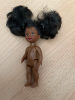 Shelly Barbie Mattel dunkel beweglicher Arm 1994 Düsseldorf - Friedrichstadt Vorschau