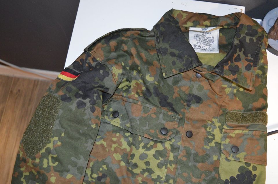 Bundeswehr Feldbluse flecktarn BW Gr 8 in Köln