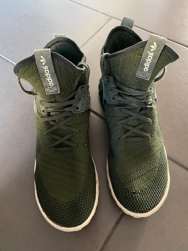 Adidas primeknit khaki hot sale