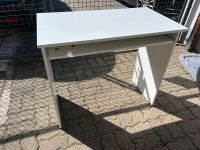 Kleiner Schreibtisch mit Tastaturauszug Baden-Württemberg - Müllheim Vorschau
