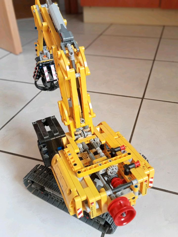 Lego Technik, Bagger mit Greifer in Zeulenroda