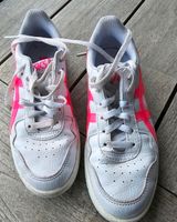 Asics Sneaker Gr. 37 weiß pink neon Nordrhein-Westfalen - Neuenkirchen Vorschau
